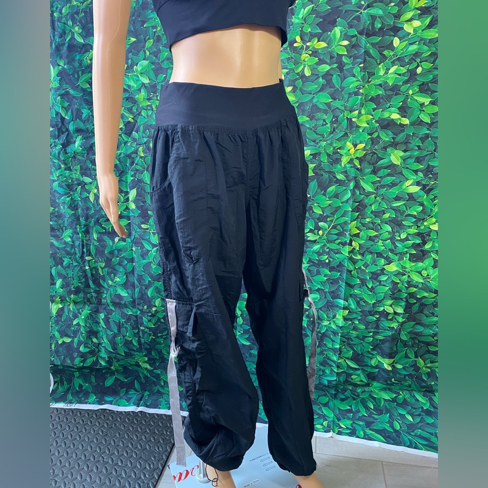Zumba wear pant color black w/silver stripe.